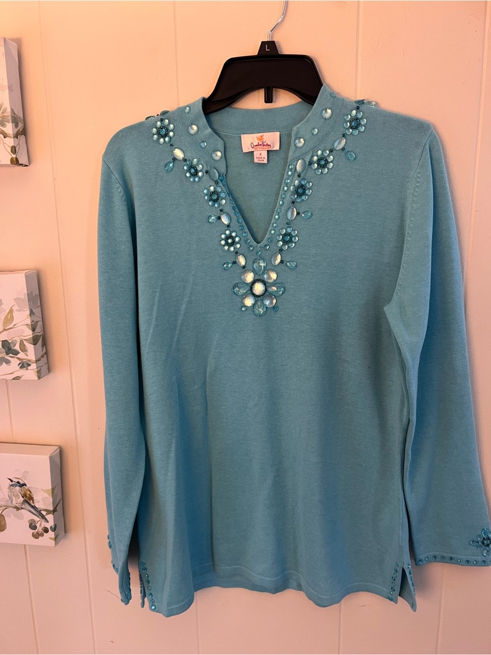 Ladies Small Quacker Factory Aqua Embellished V-Neck Tunic Sweater